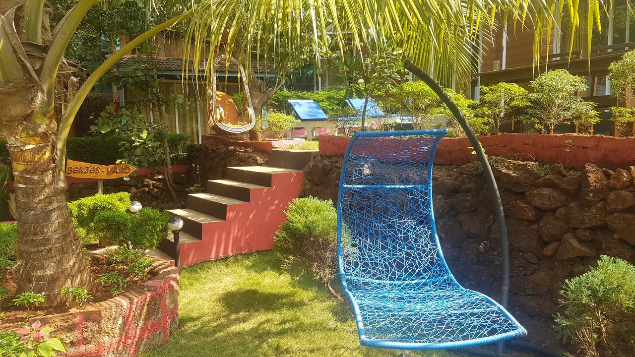Curlies Zulu Land Hostel Anjuna Luaran gambar