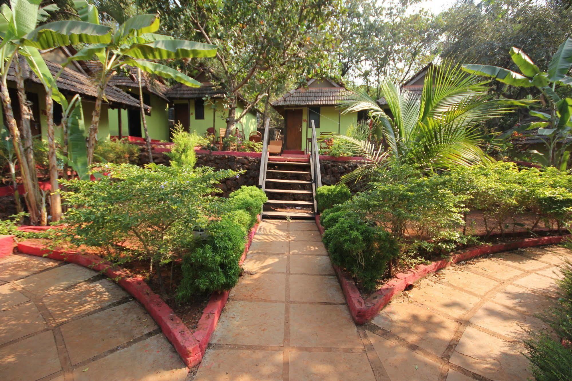 Curlies Zulu Land Hostel Anjuna Luaran gambar